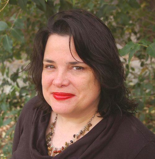 08a_elizabeth_mccracken_award_headshot